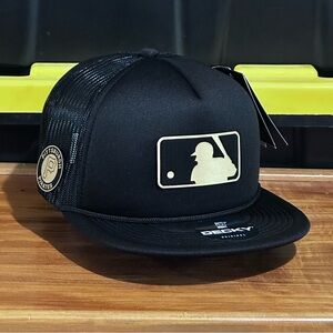 MLB Pittsburgh Pirates trucker SnapBack Black Hat foam trucker Hat